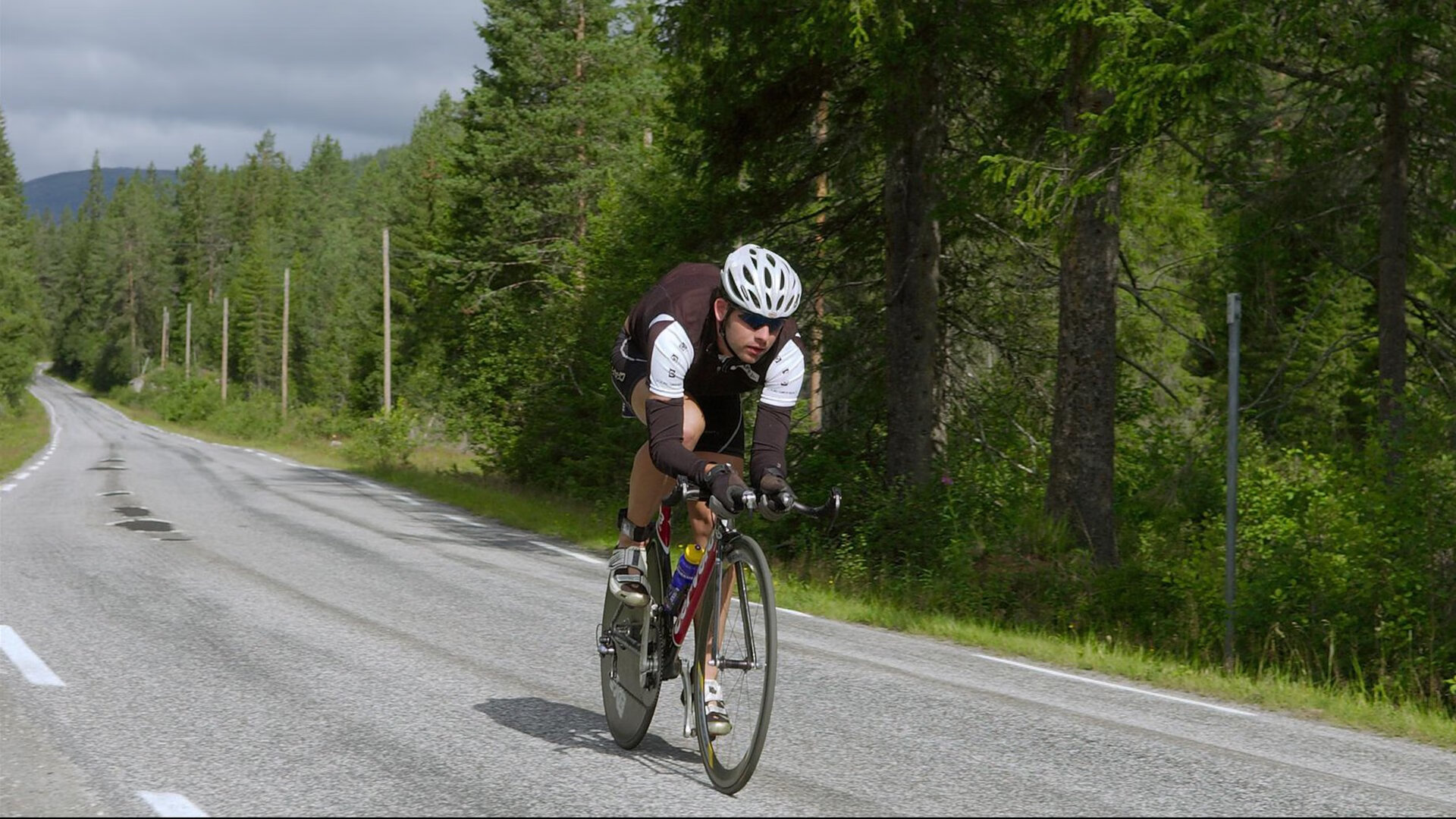 爱游戏体育app-篮球运动员体能恢复训练受重视，篮球运动员锻炼体能的方法